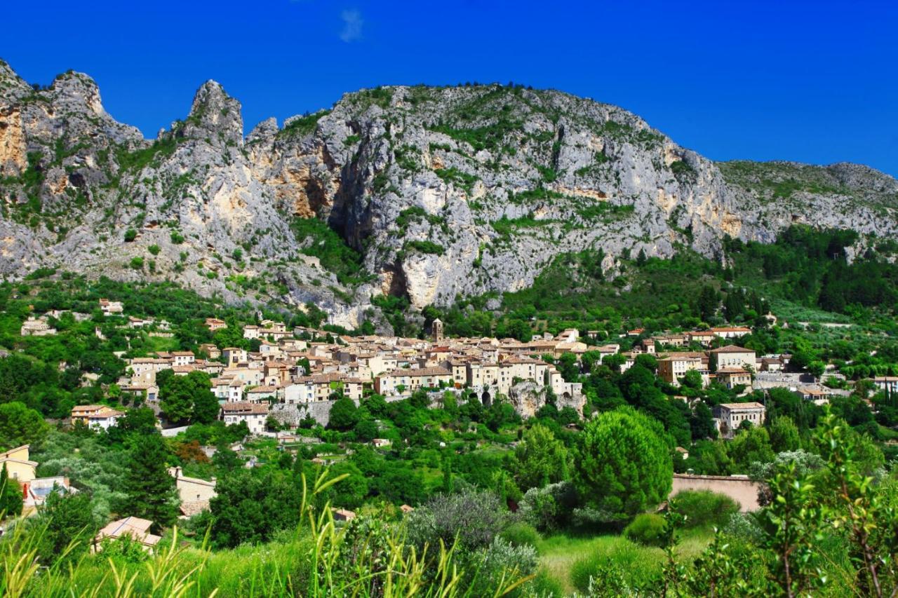 La Maison Des Collines Allemagne-en-Provence Eksteriør billede